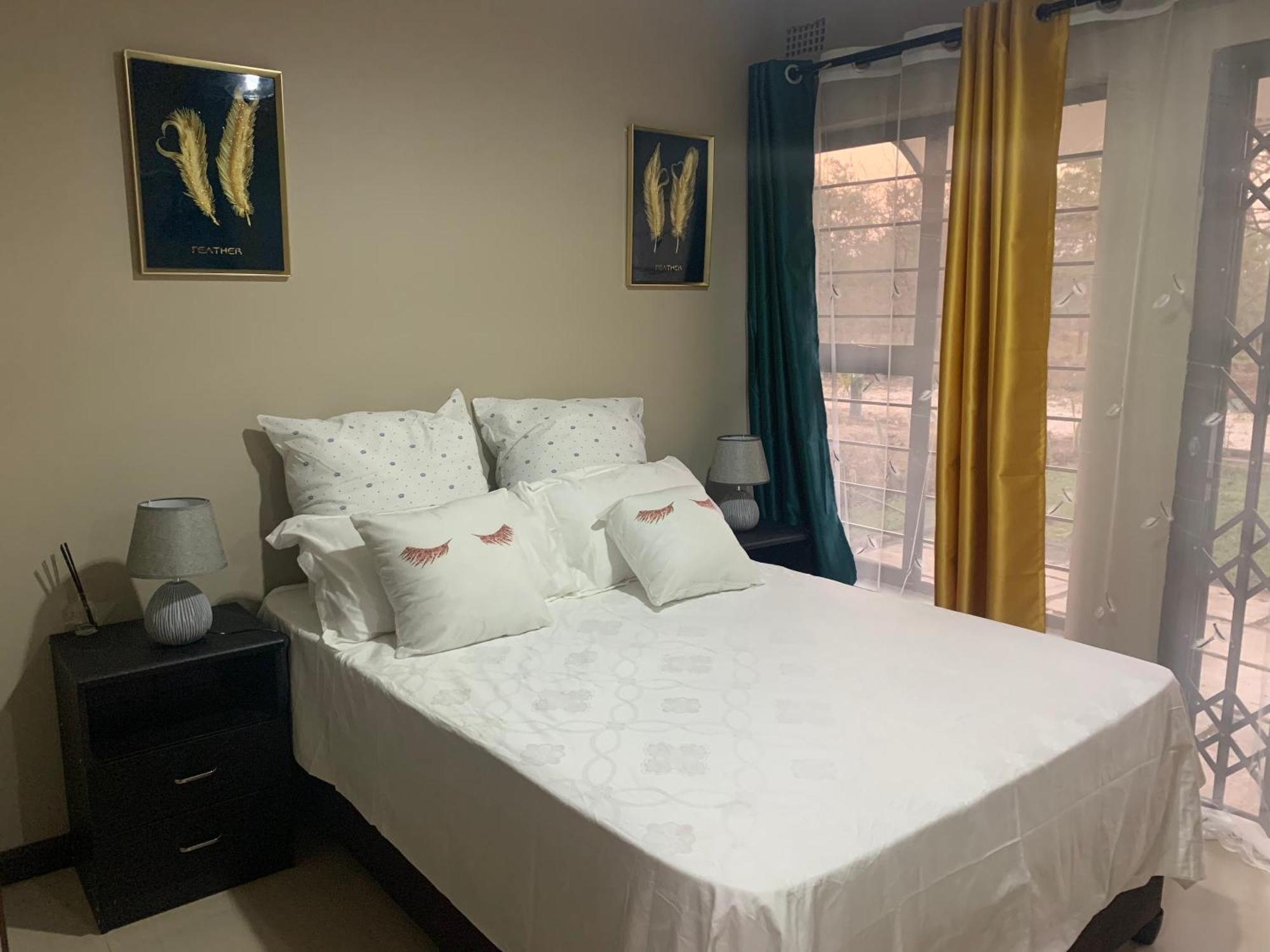 Villa Lombe, Off Great East Road, Silverest Silver Rest エクステリア 写真